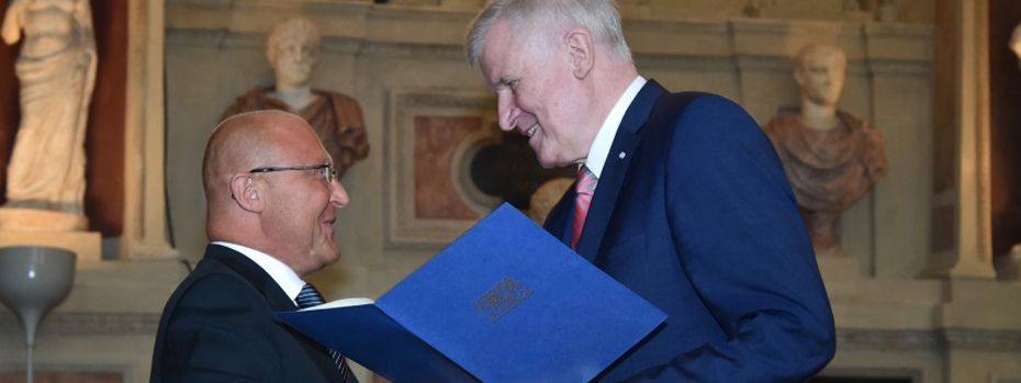 профессор Михаэль Попп получил баварский орден «За заслуги» 